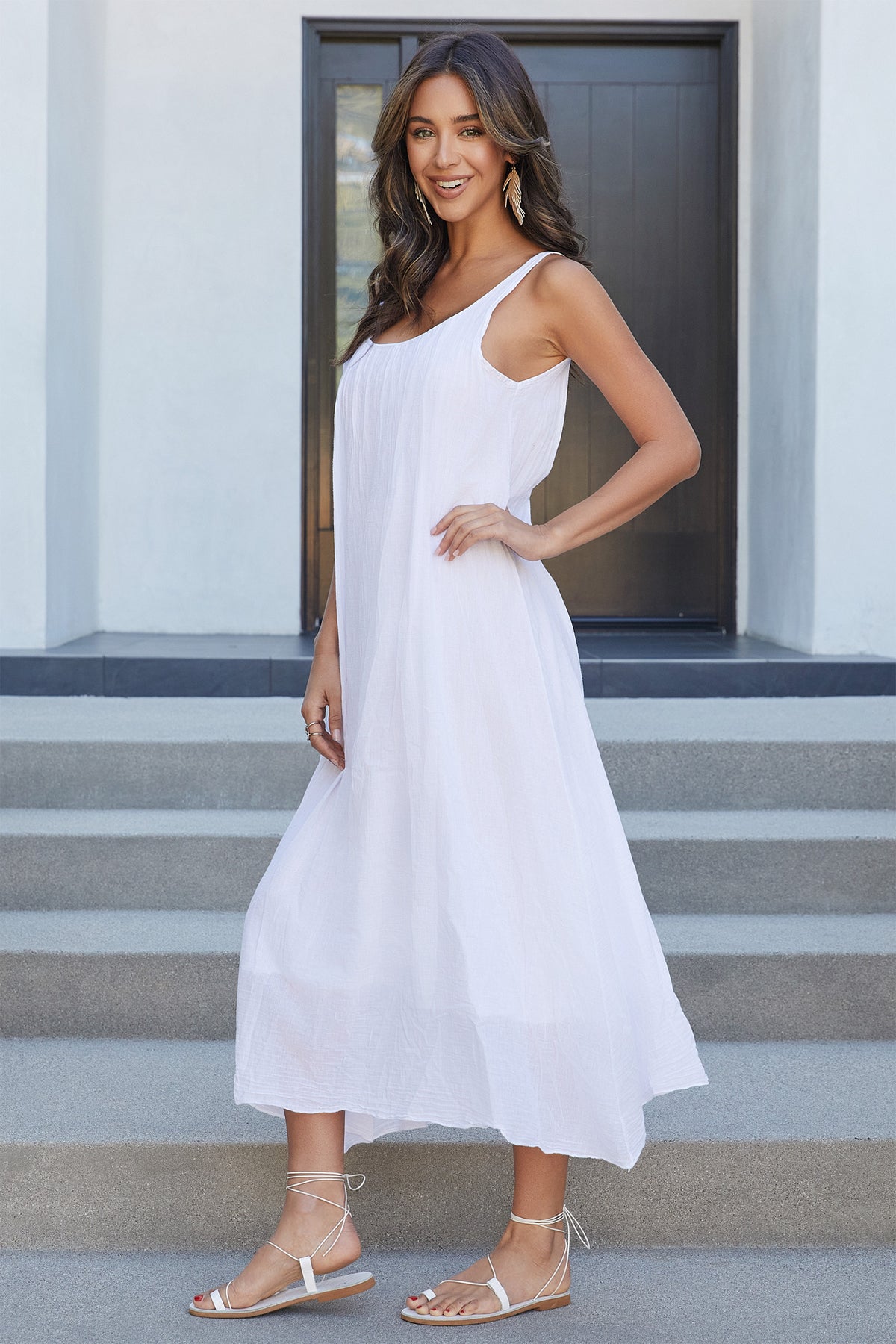 crinkle maxi dress Moss Odelia Crinkled Maxi Dress